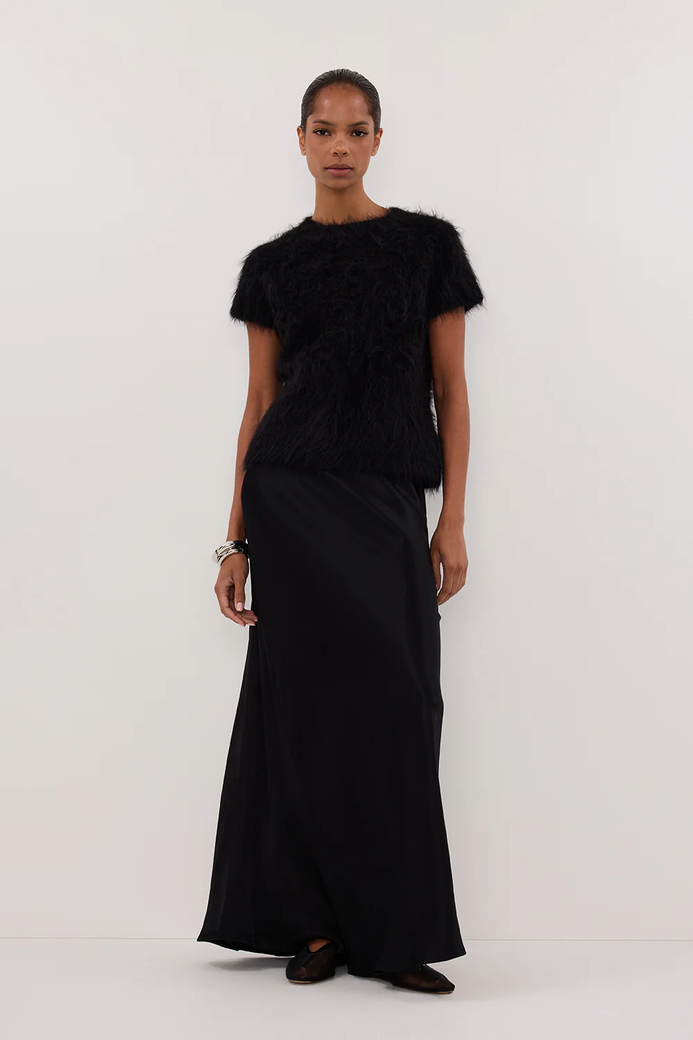 SALMA BLACK CAP SLEEVE KNIT TOP