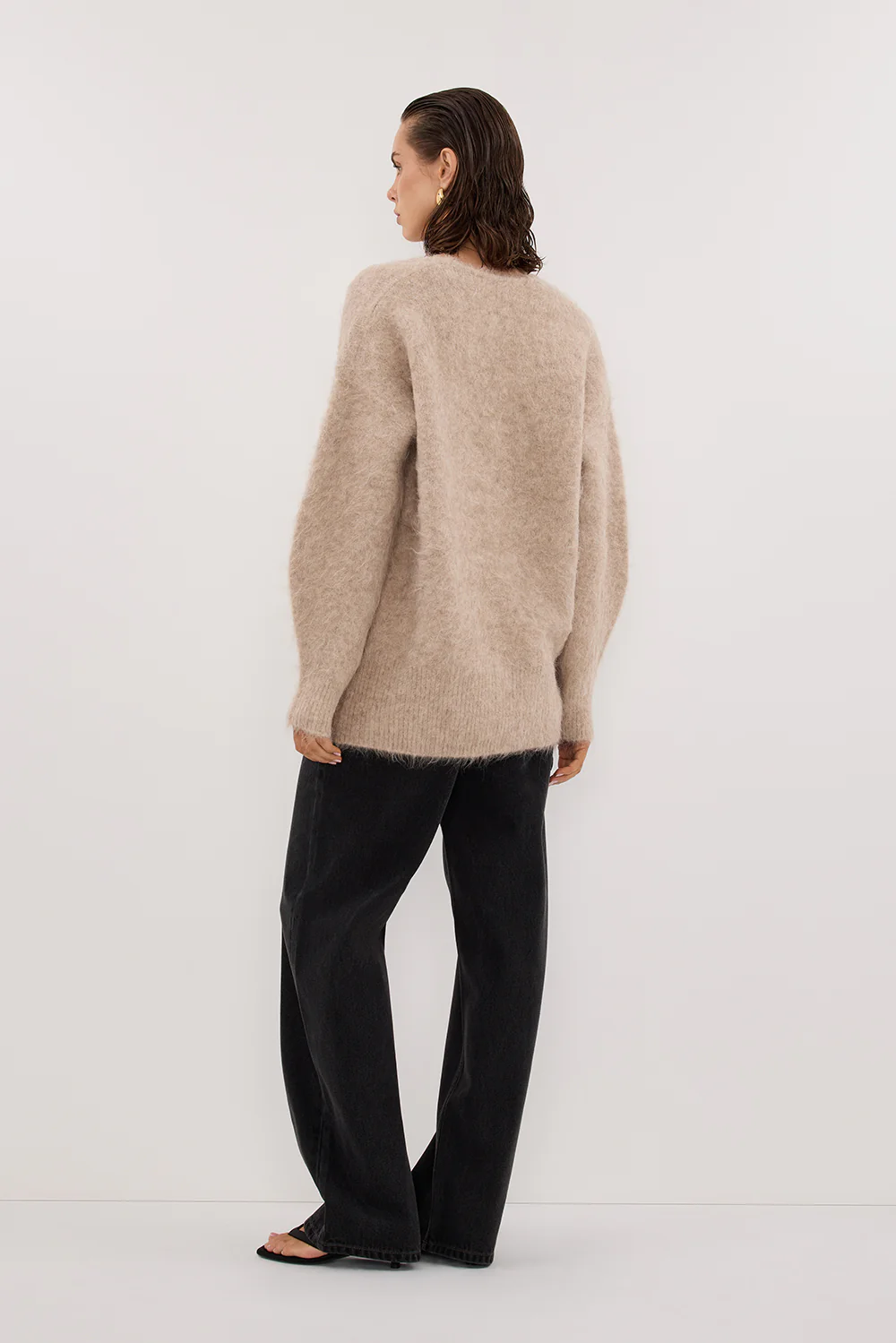 SALMA OAT V NECK JUMPER - Image 4