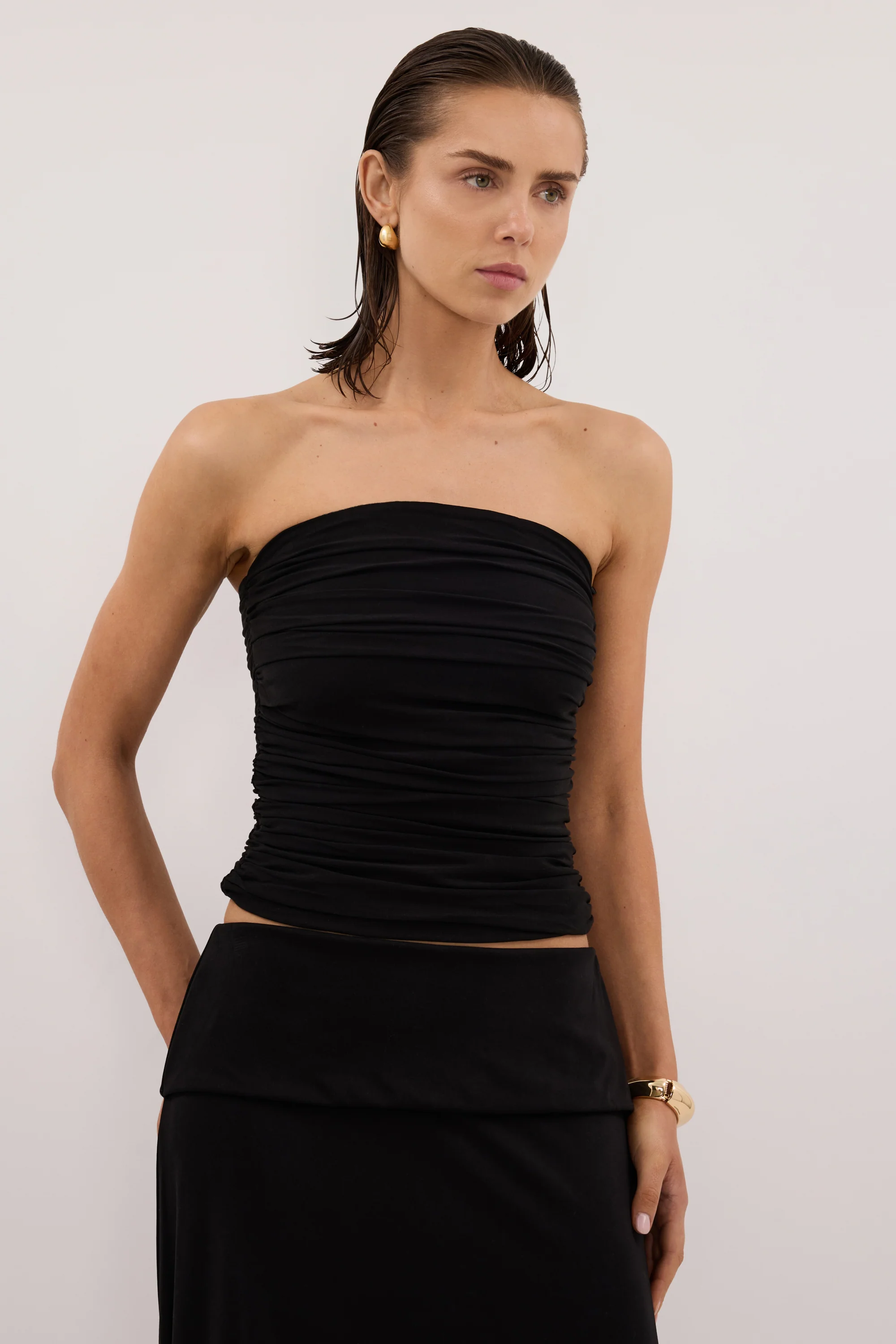 SHARI BLACK STRAPLESS BANDEAU TOP - Image 2