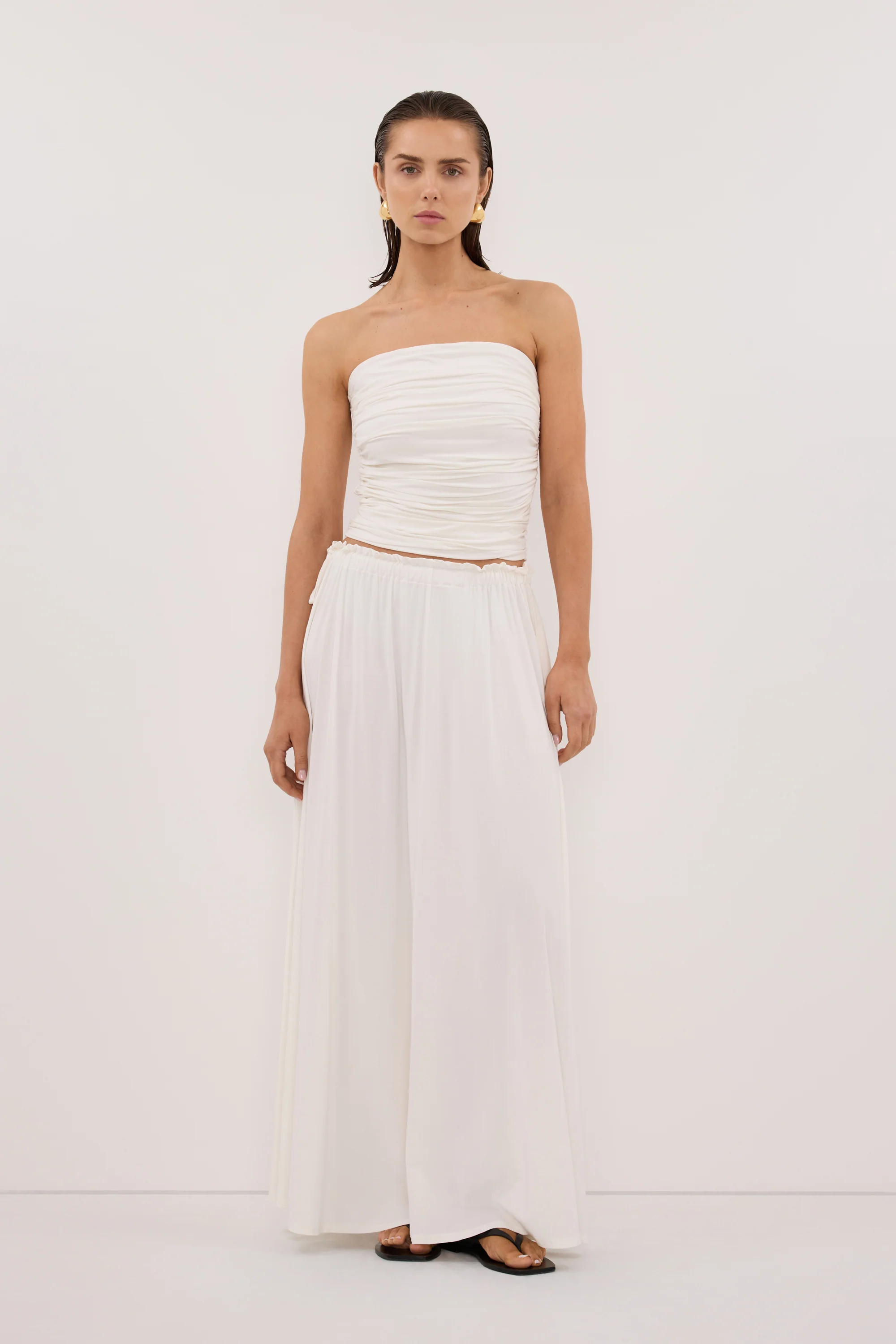 SHARI OFF WHITE STRAPLESS BANDEAU TOP