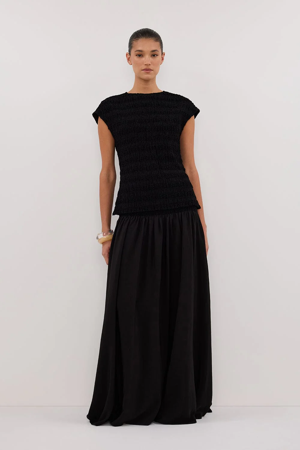 SIERRA BLACK TEXTURED MIDI SKIRT - Image 9