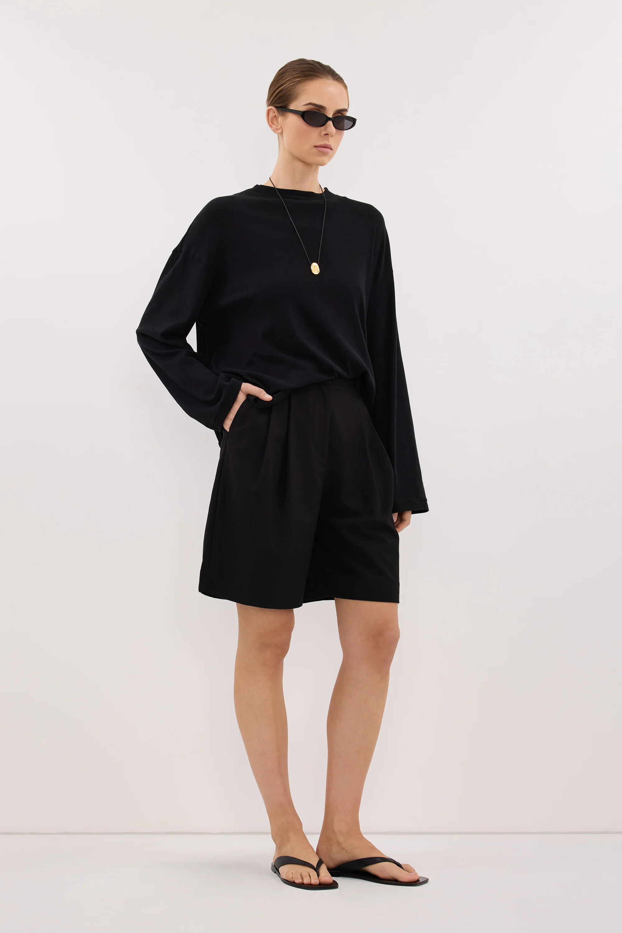 SLOANE BLACK LONG SLEEVE CREW KNIT TOP - PRE ORDER - Image 4