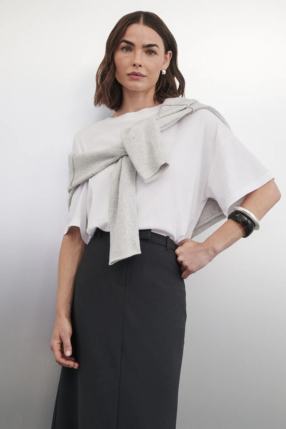 SLOANE WHITE COTTON LONGLINE TEE - Image 2