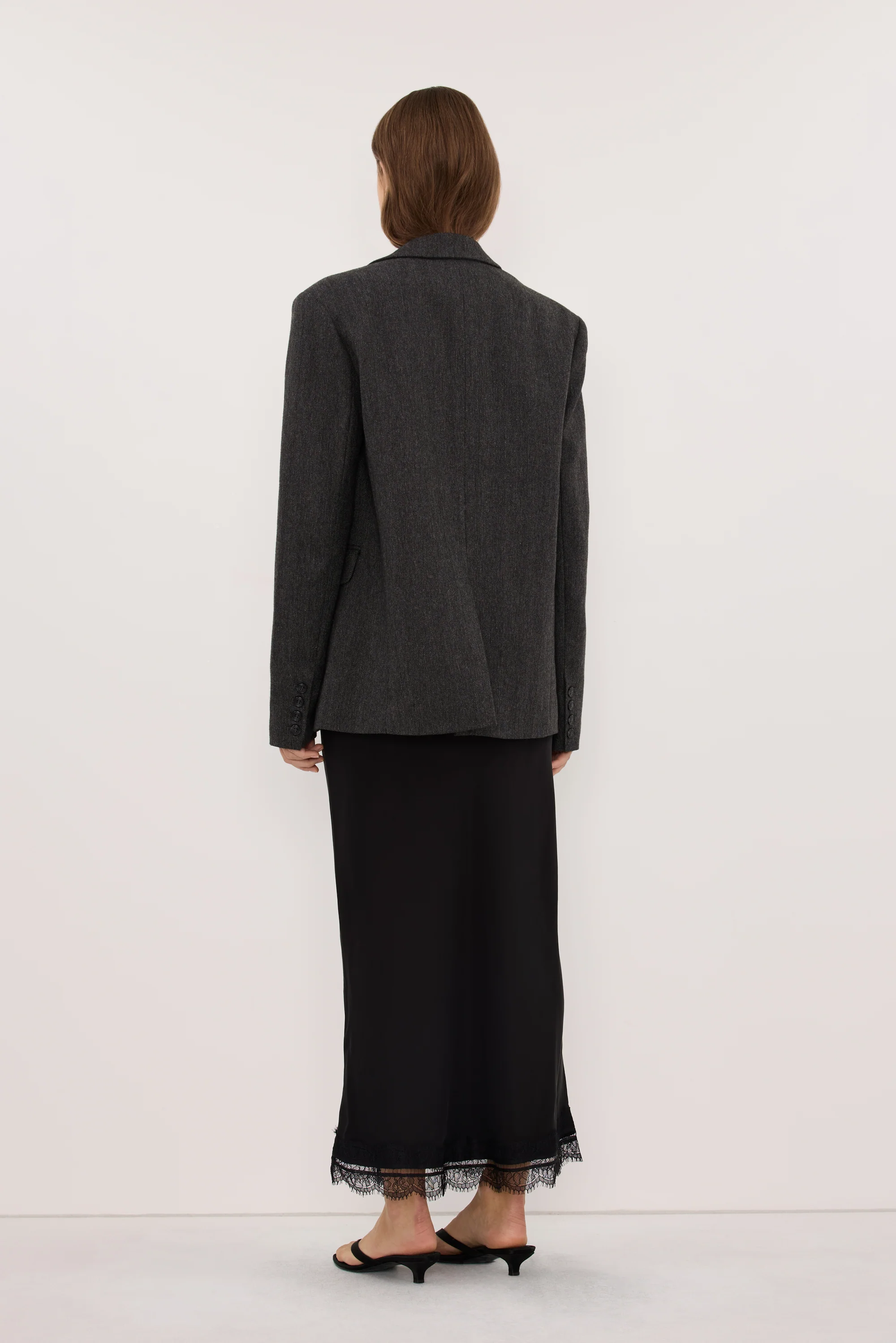 SOFIA DARK GREY OVERSIZED TEXTURED BLAZER - Image 5