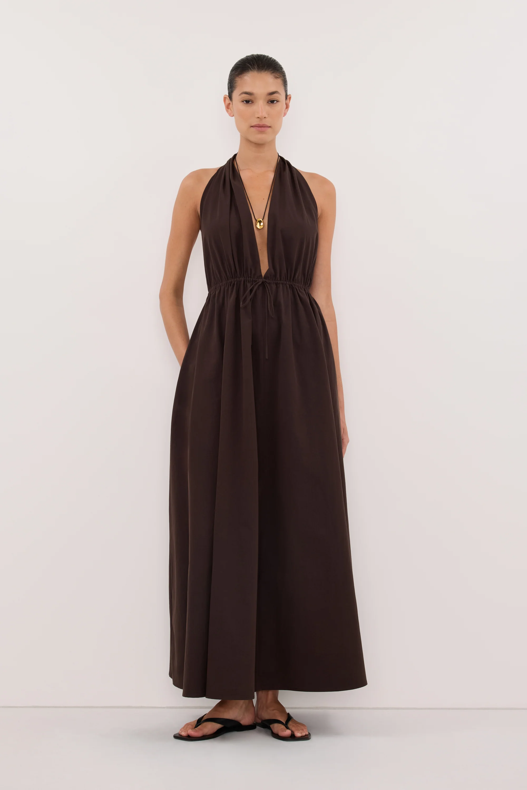 TAMMY BURNT CHOC SLEEVELESS COTTON MIDI DRESS - Image 2