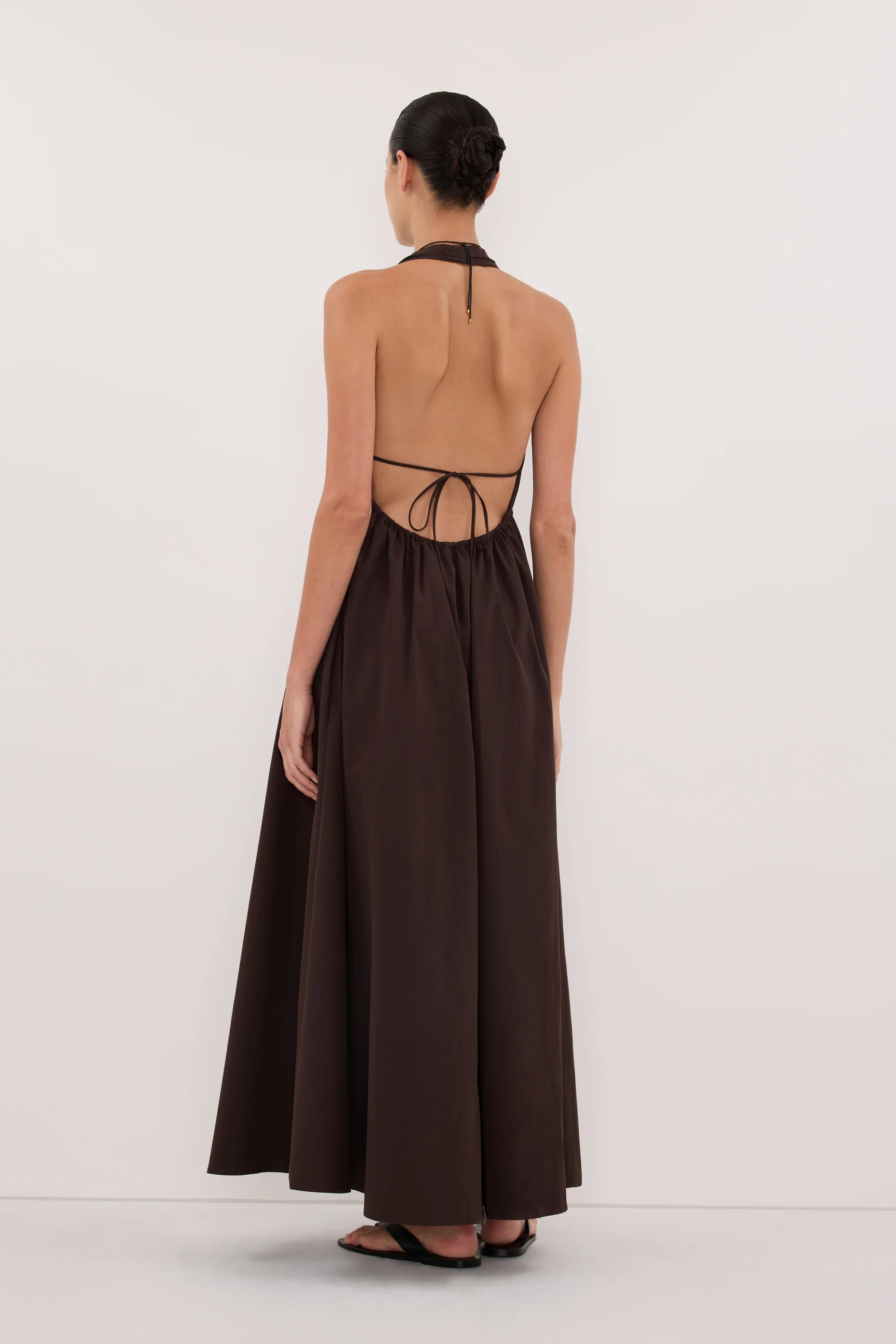 TAMMY BURNT CHOC SLEEVELESS COTTON MIDI DRESS - Image 5