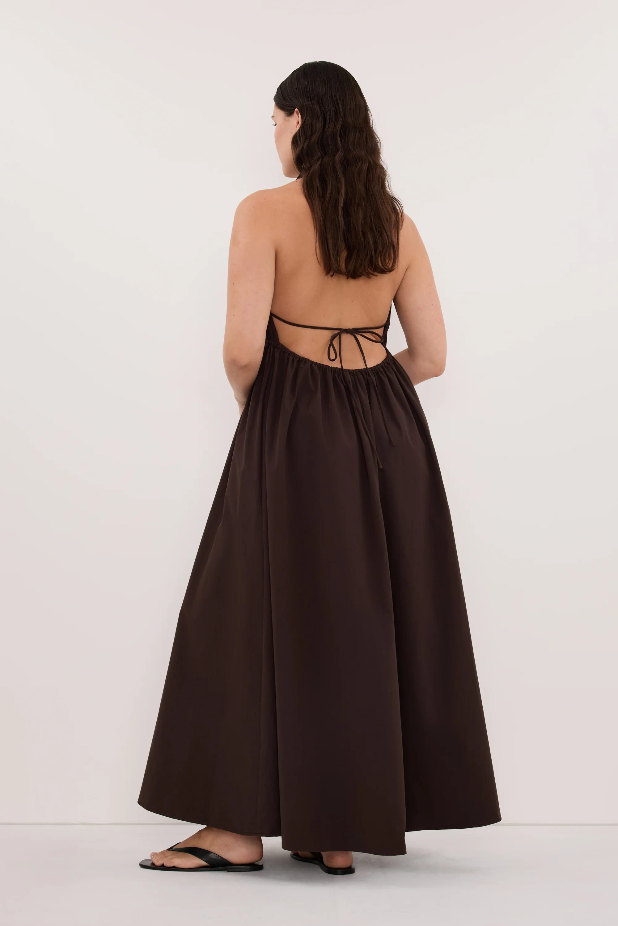 TAMMY BURNT CHOC SLEEVELESS COTTON MIDI DRESS - Image 8