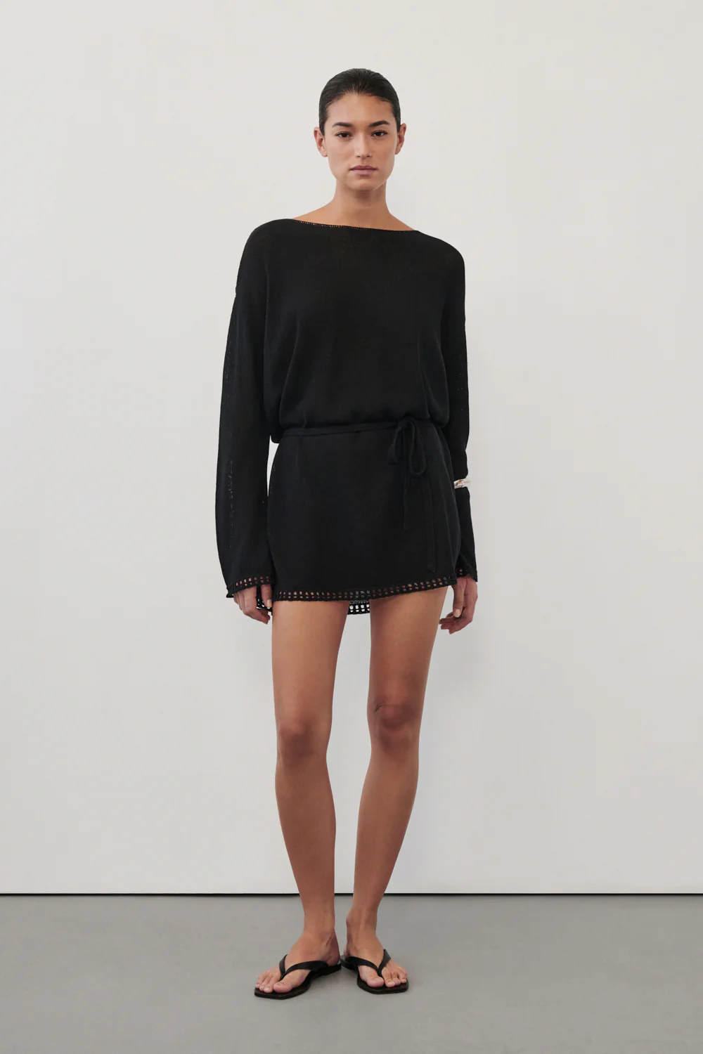 TARI BLACK KNIT LONG SLEEVE MINI DRESS - Image 2