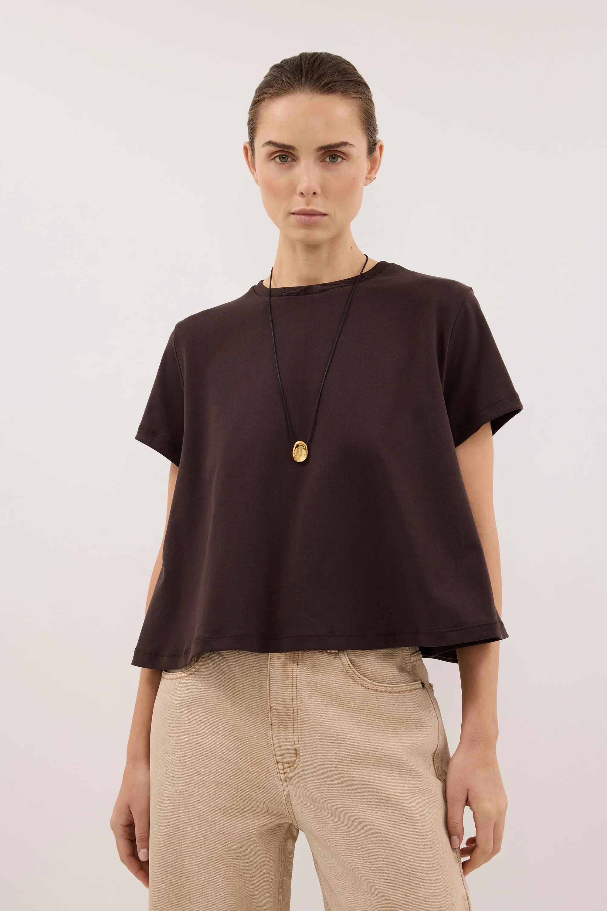TATUM BITTER CHOC SHORT SLEEVE COTTON TEE - Image 2