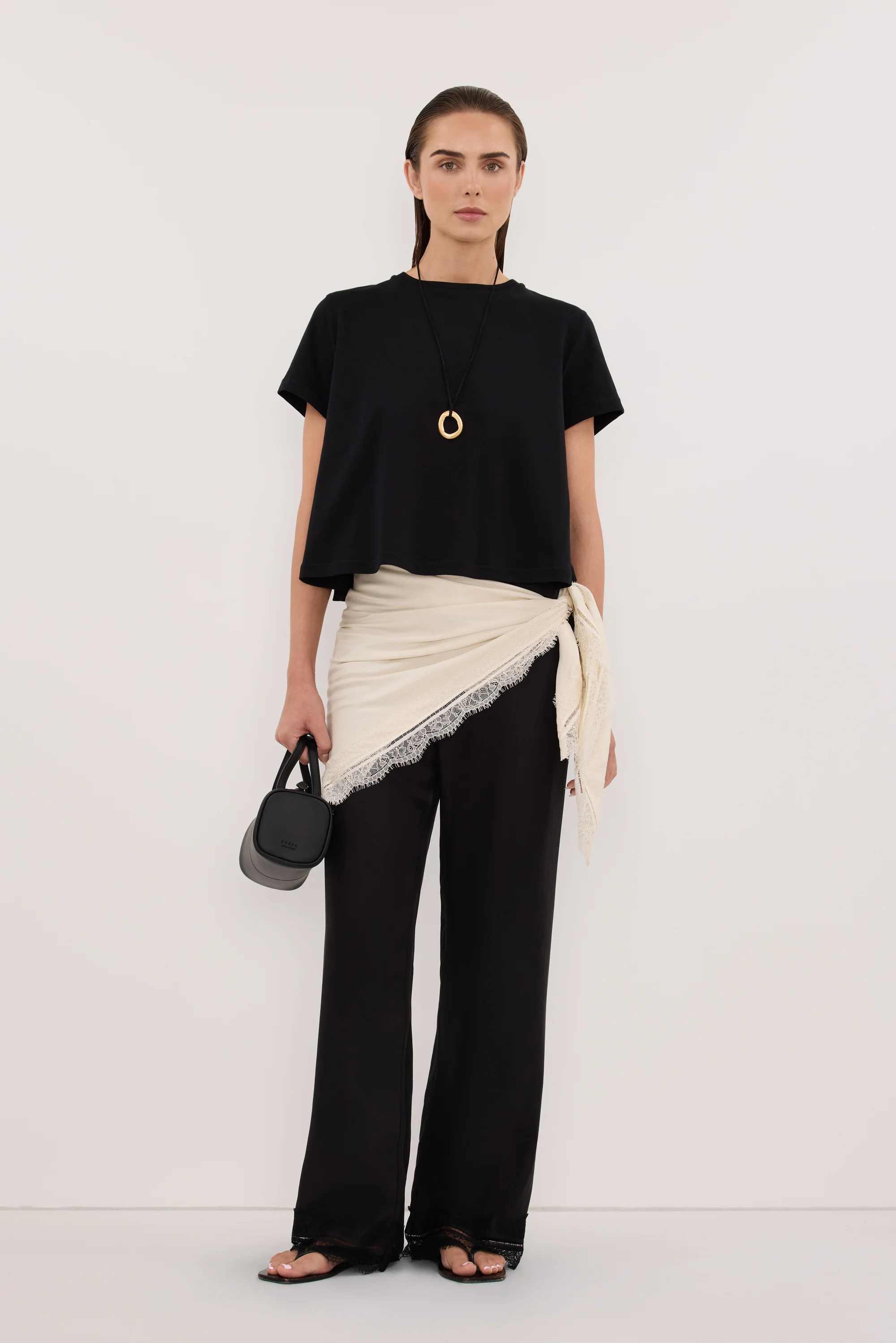 TATUM BLACK SHORT SLEEVE COTTON TEE