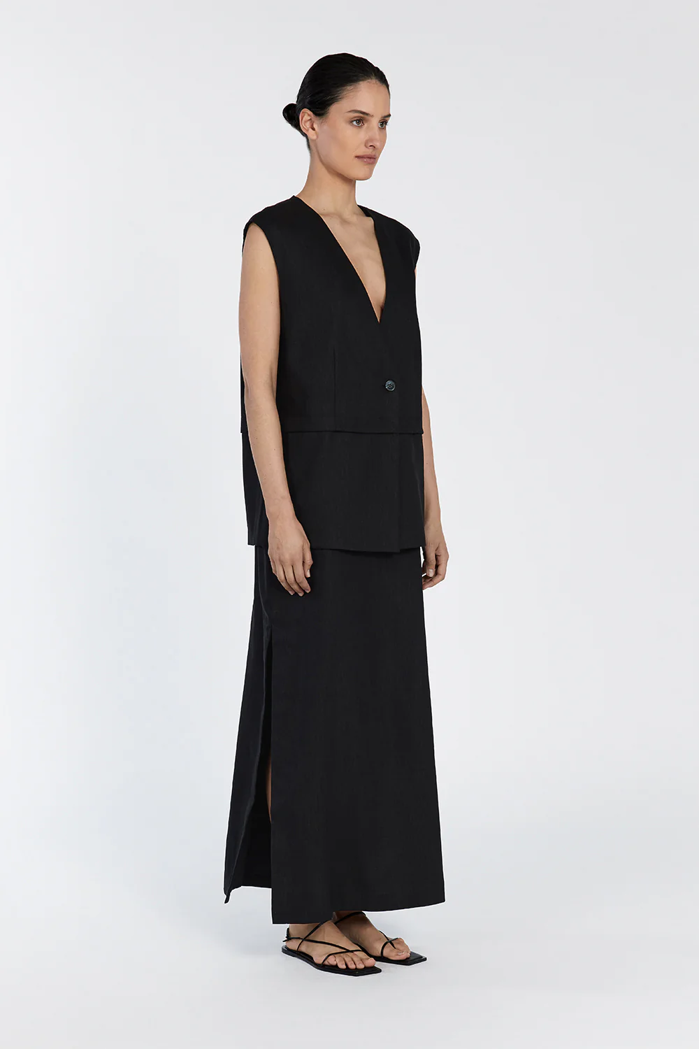 TAYLOR BLACK VEST - Image 3