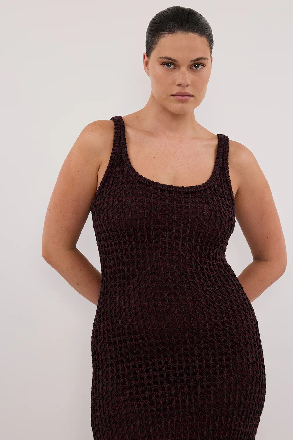 TESS CHOC CROCHET KNIT MAXI DRESS - Image 8