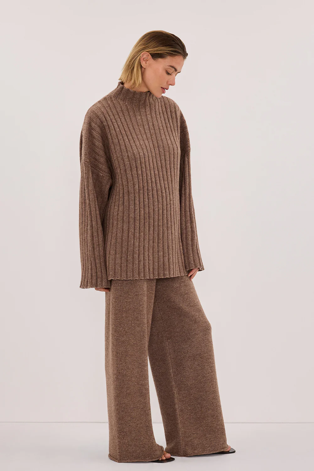 TUCSON MOCHA WIDE LEG KNIT PANT - Image 3