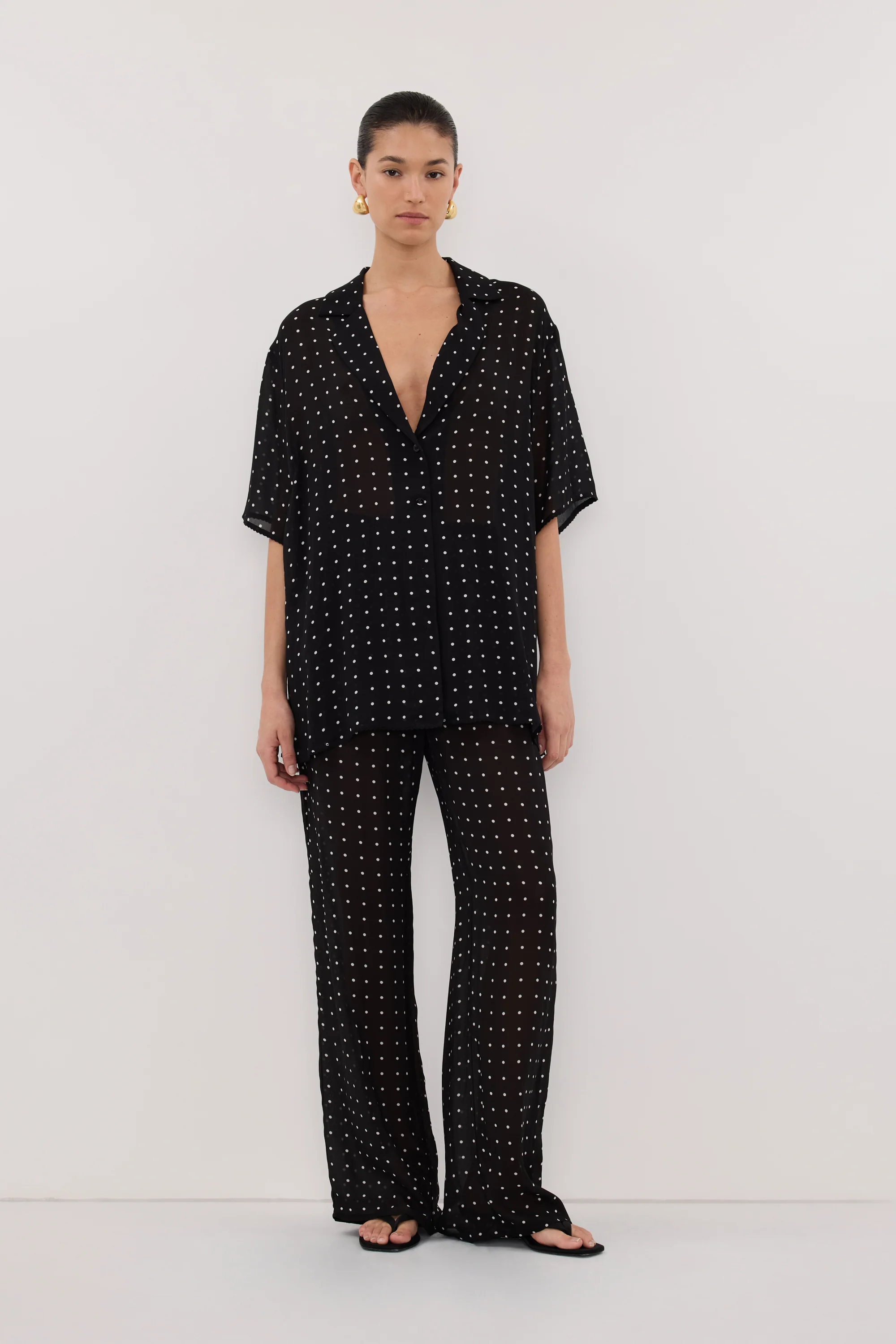 VANESSA BLACK OVERSIZED SHORT SLEEVE RESORT SHIRT