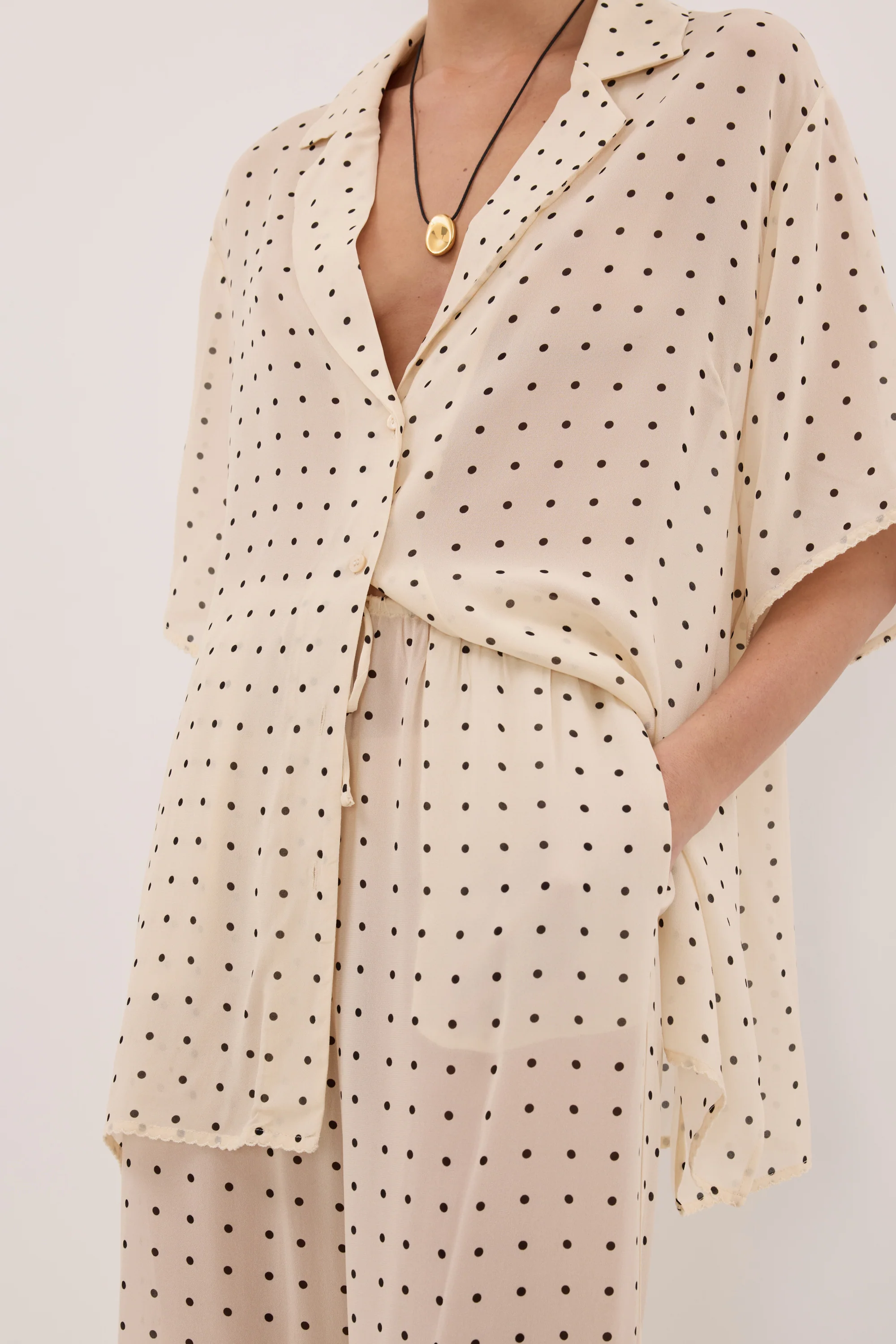 VANESSA SANDSTONE SPOT PANT - Image 6