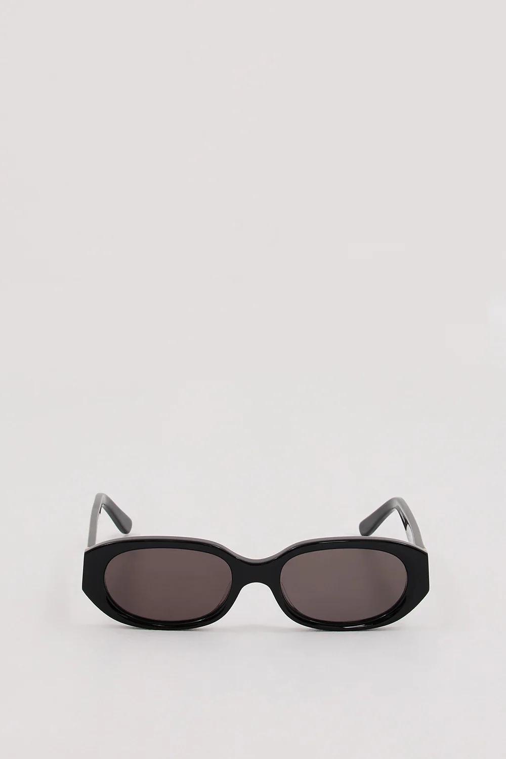 VELVET CANYON BLACK MANNEQUIN SUNGLASSES