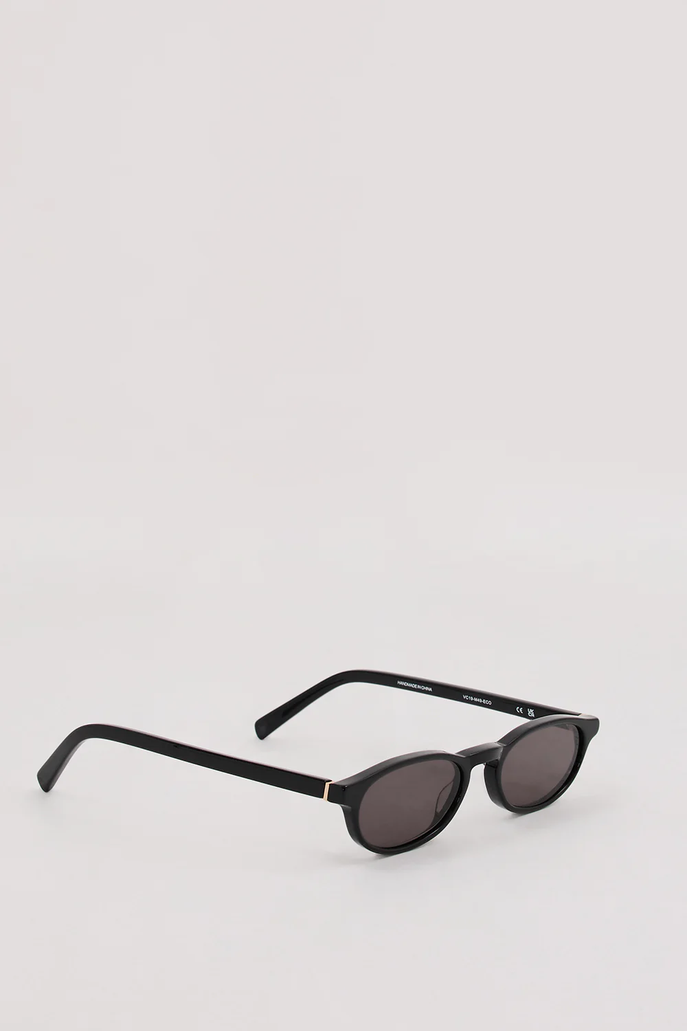 VELVET CANYON BLACK VOYAGEUSE SUNGLASSES - Image 3