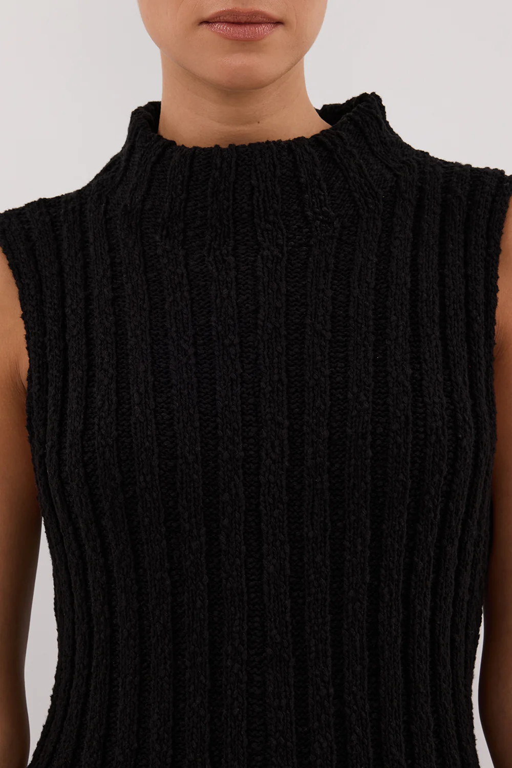 VERO BLACK KNIT MINI DRESS - Image 5