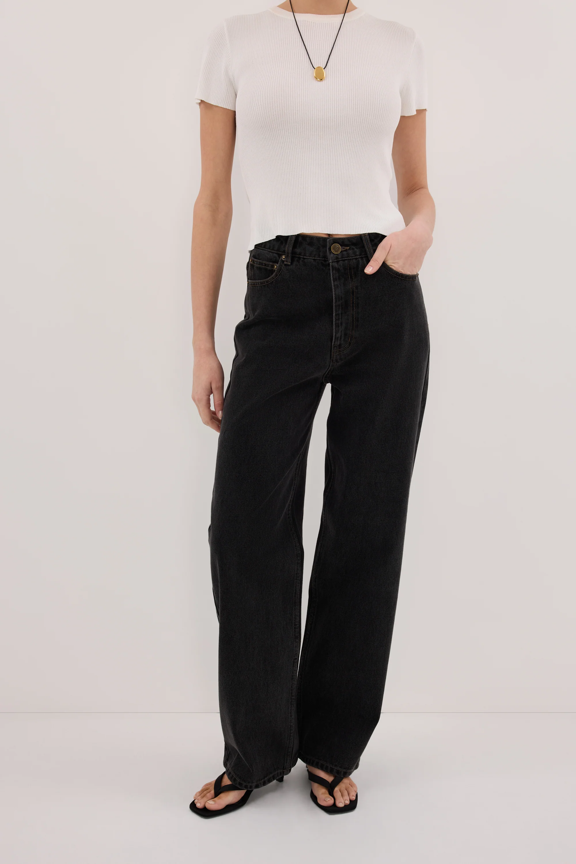 WESTIN BLACK RINSE TALL STRAIGHT JEAN - Image 2