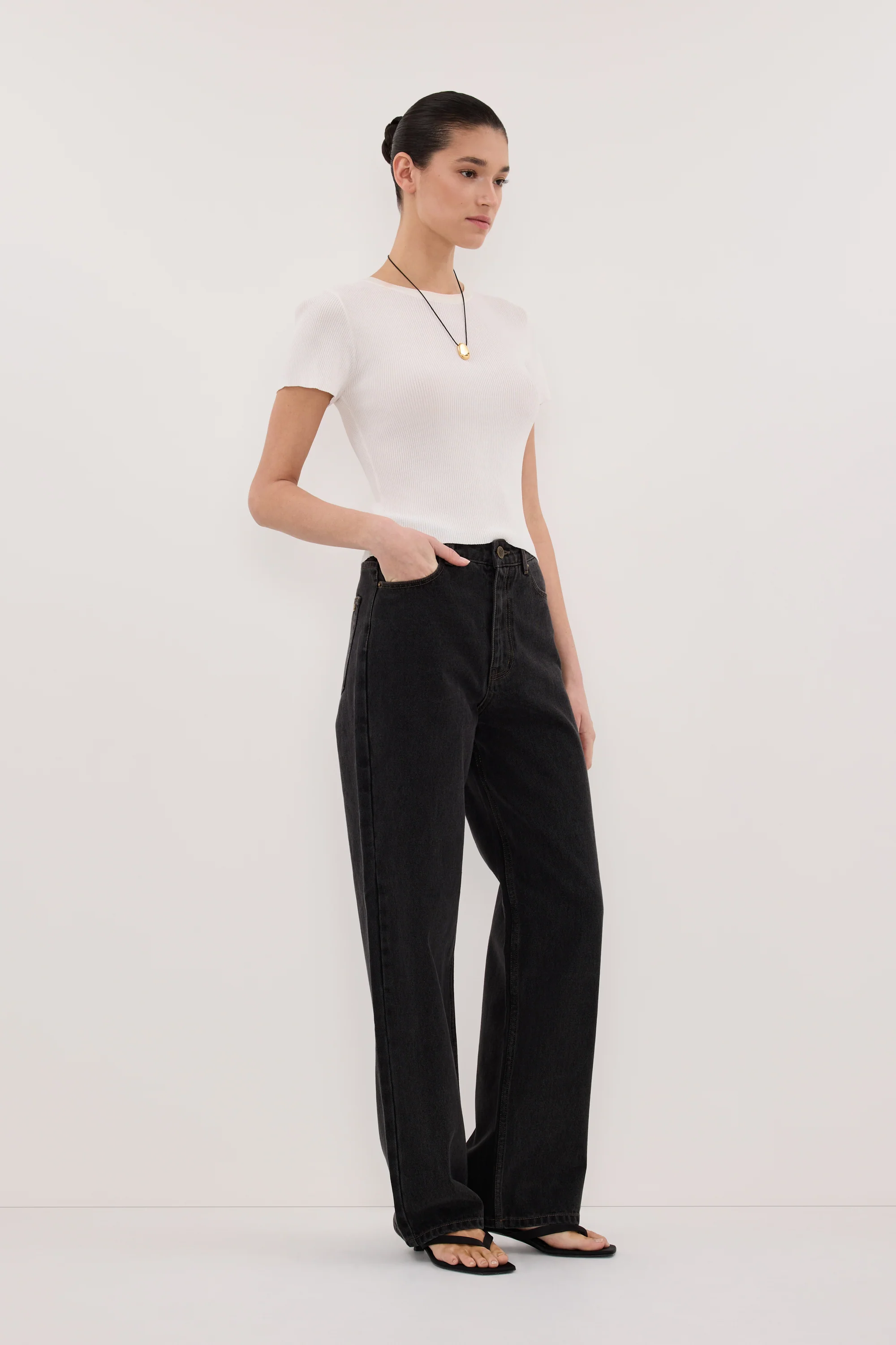 WESTIN BLACK RINSE TALL STRAIGHT JEAN - Image 3