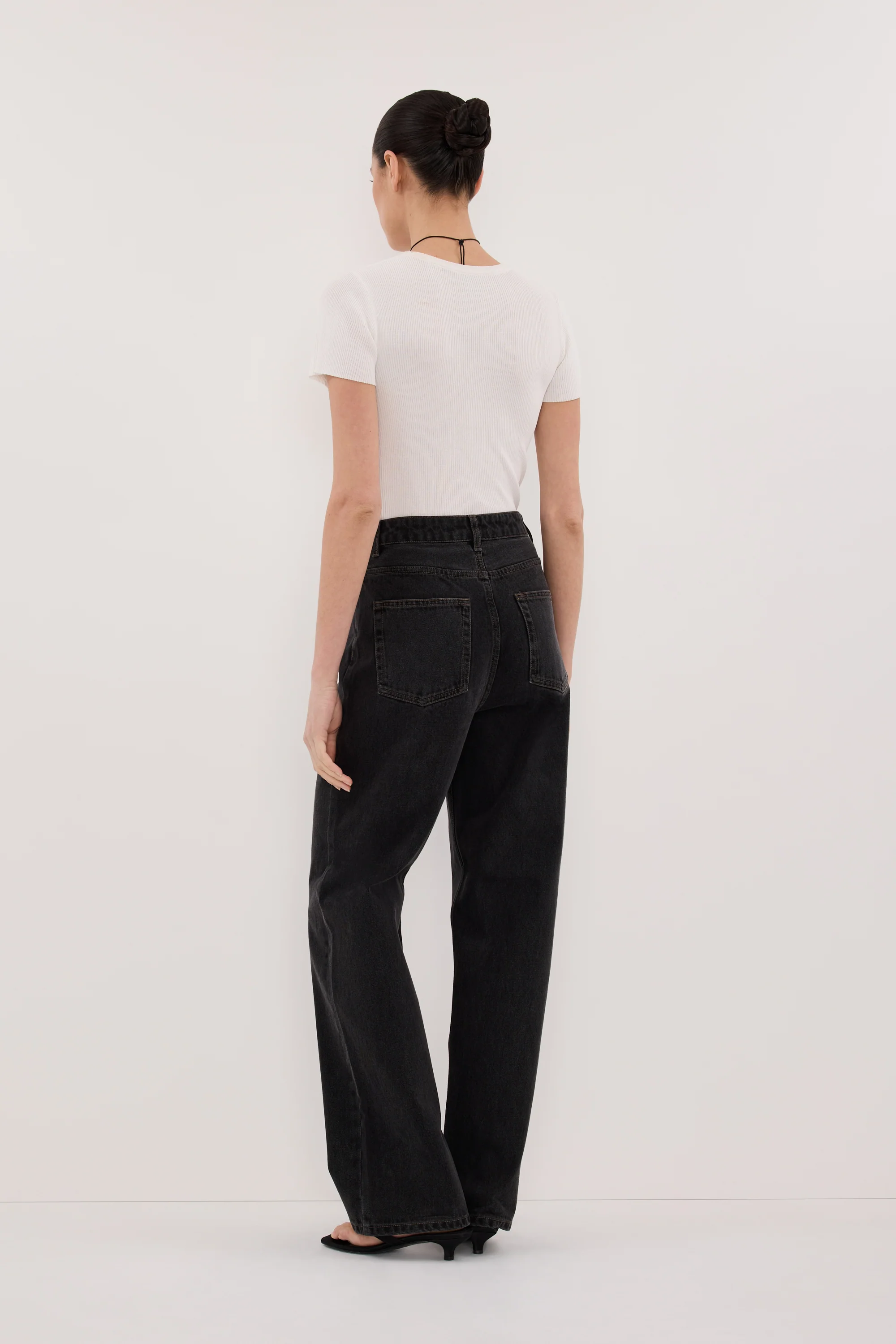 WESTIN BLACK RINSE TALL STRAIGHT JEAN - Image 4
