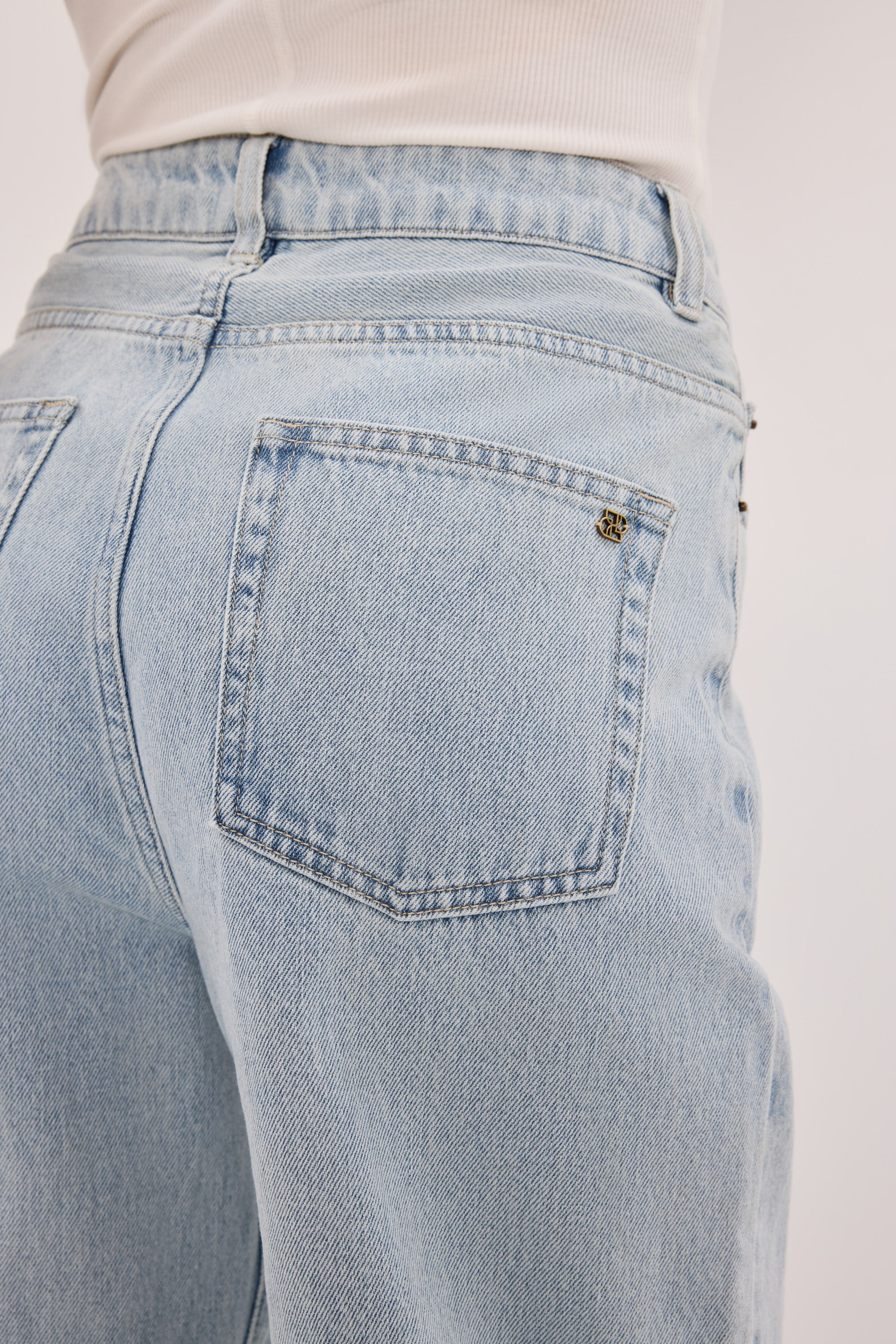 WESTIN LIGHT RINSE STRAIGHT JEAN - Image 4