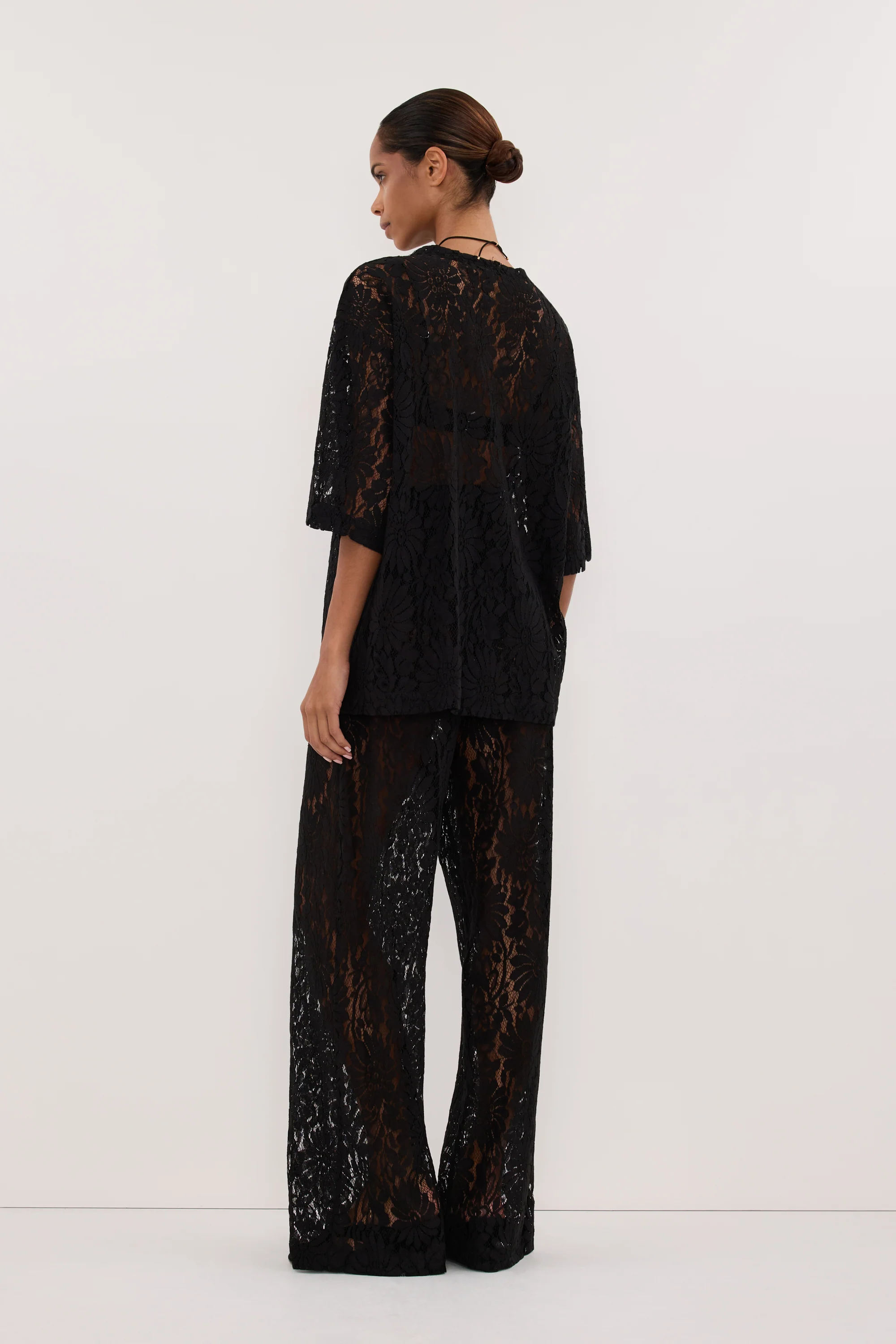 WILMA BLACK LACE TEE - Image 4