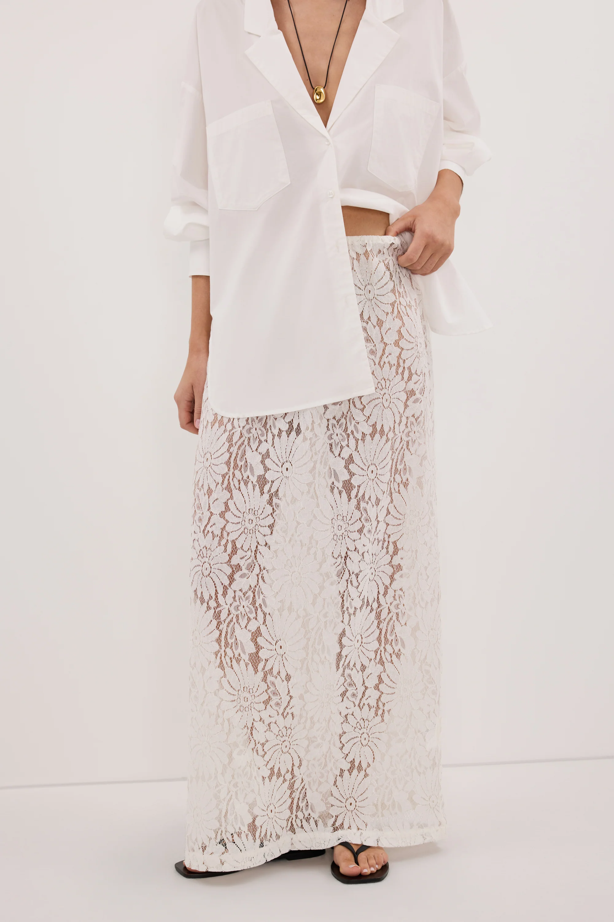 WILMA WHITE LACE MIDI SKIRT - Image 3