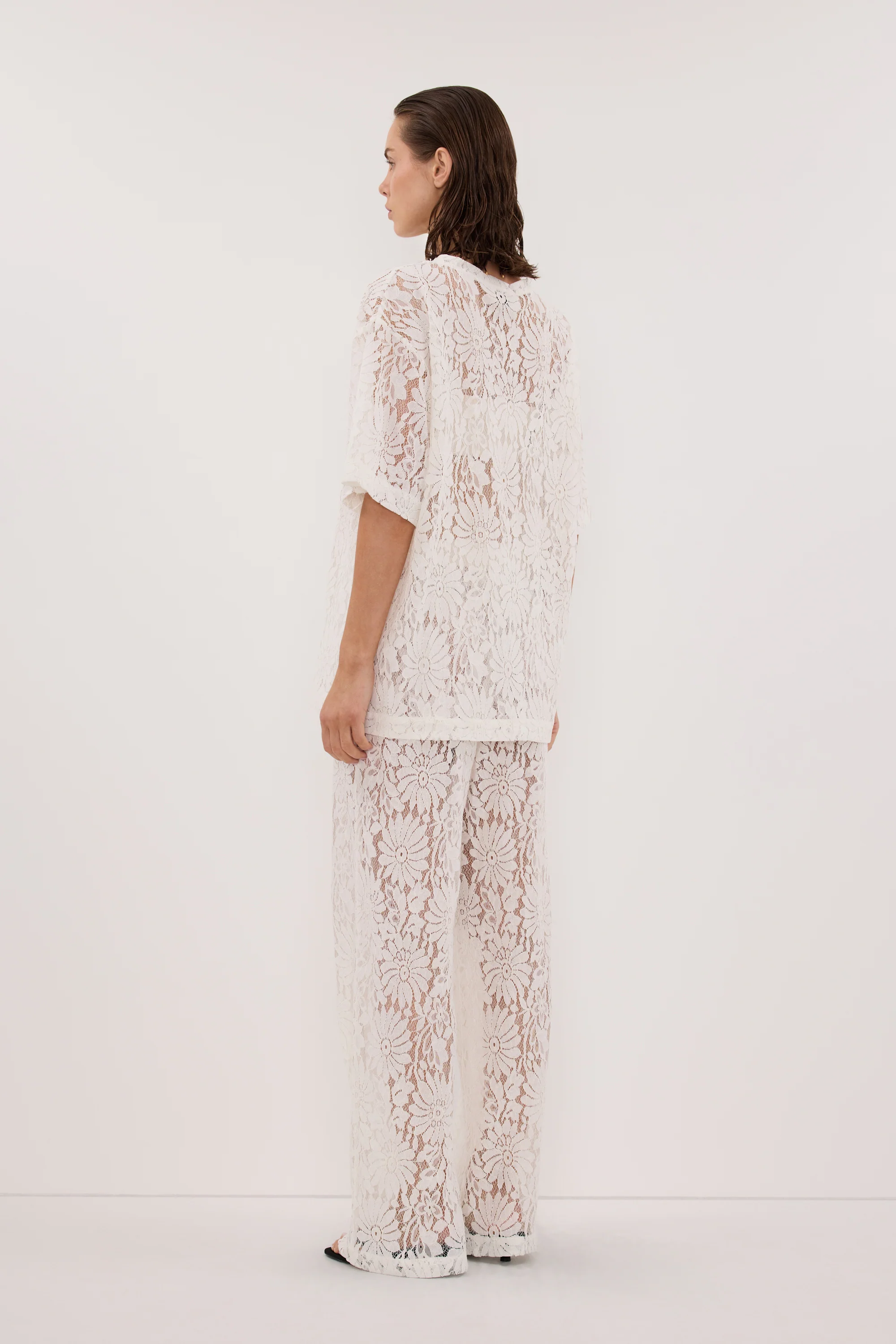 WILMA WHITE LACE TEE - Image 4