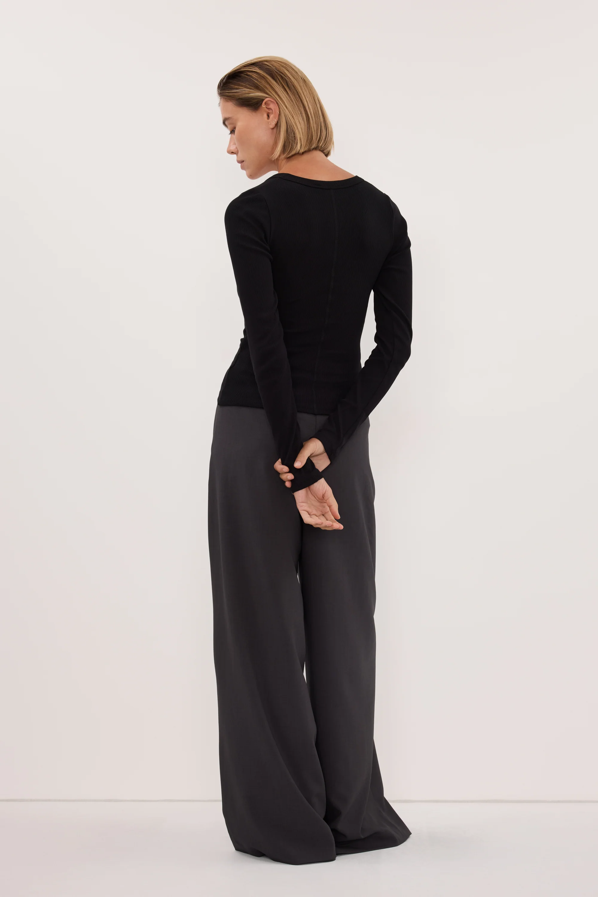 YASMIN BLACK LONG SLEEVE KNIT TOP - Image 7