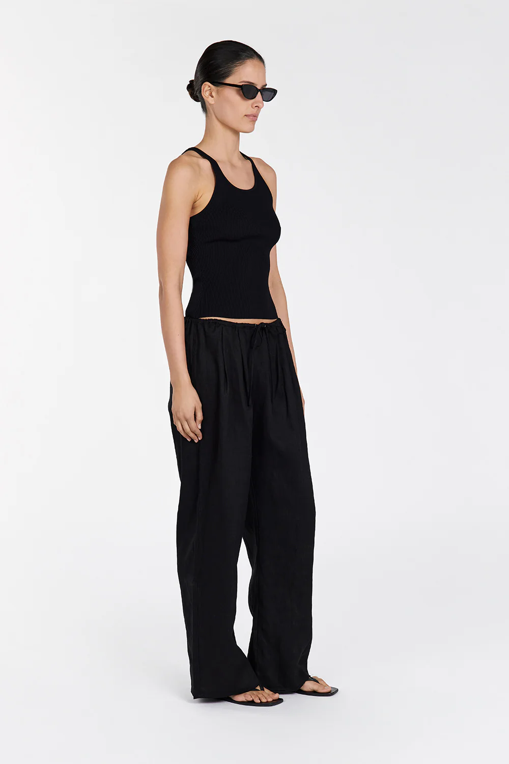 Ā ZION BLACK SCOOP TANK - Image 3
