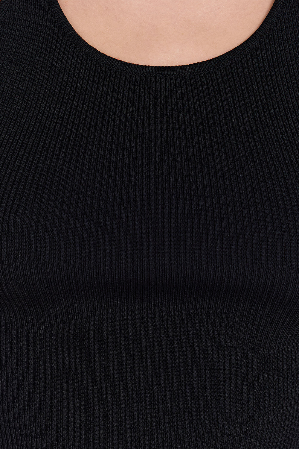 Ā ZION BLACK SCOOP TANK - Image 6
