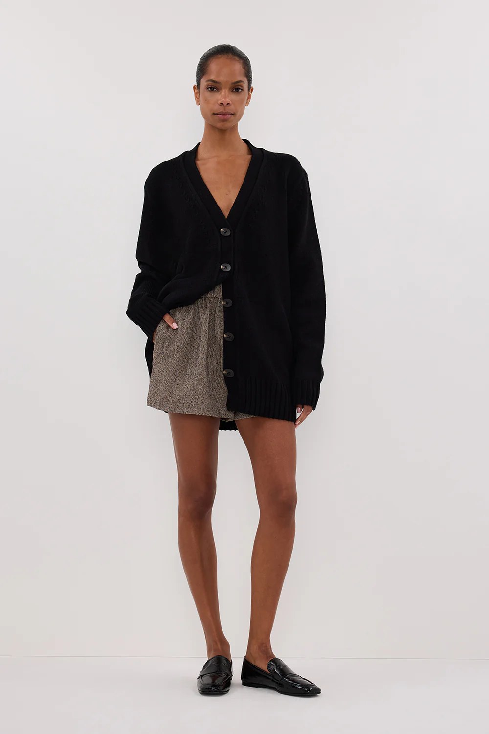 ZOE BLACK LONGLINE CARDIGAN